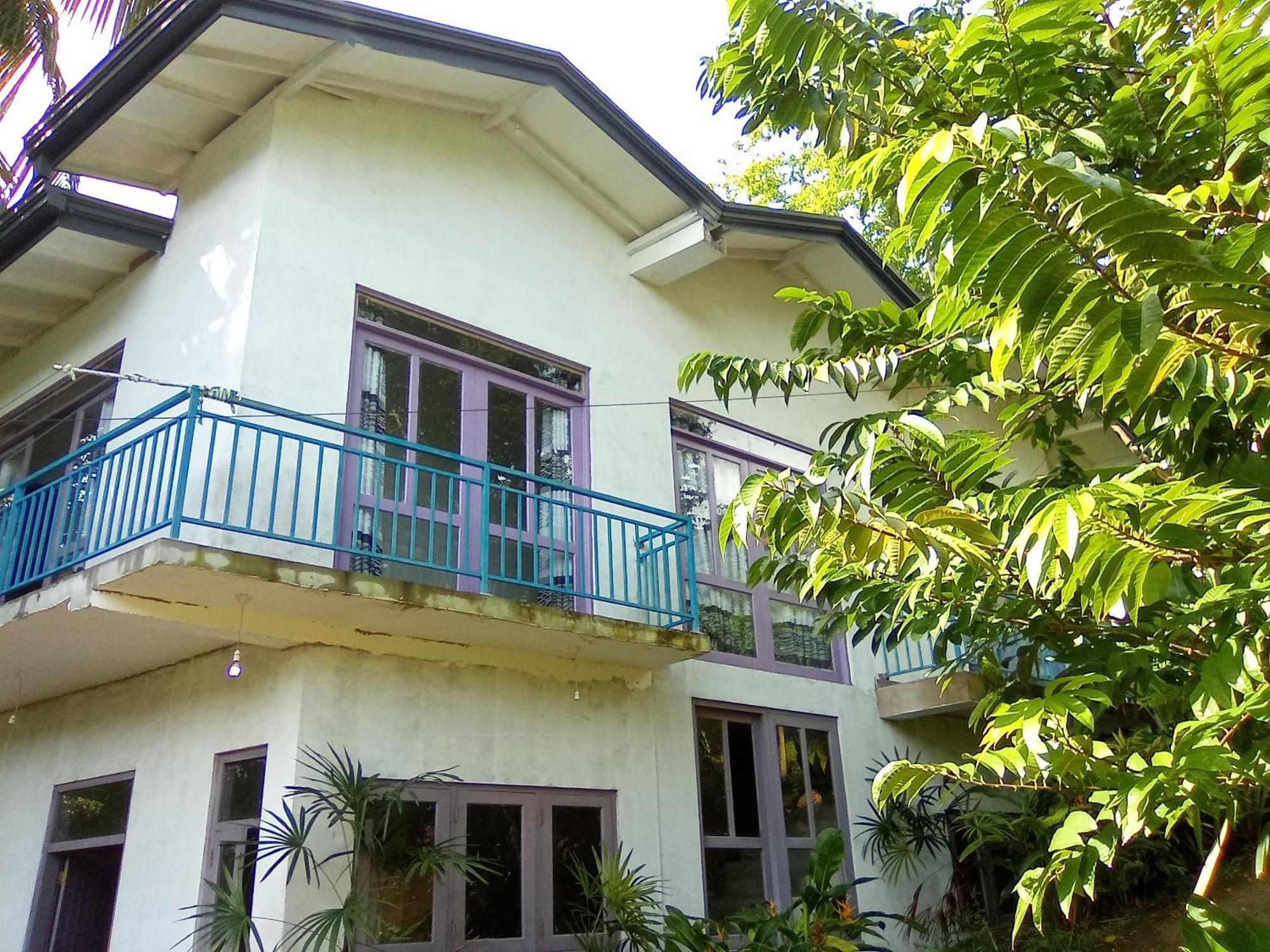 House 73 Hotell Unawatuna Exteriör bild
